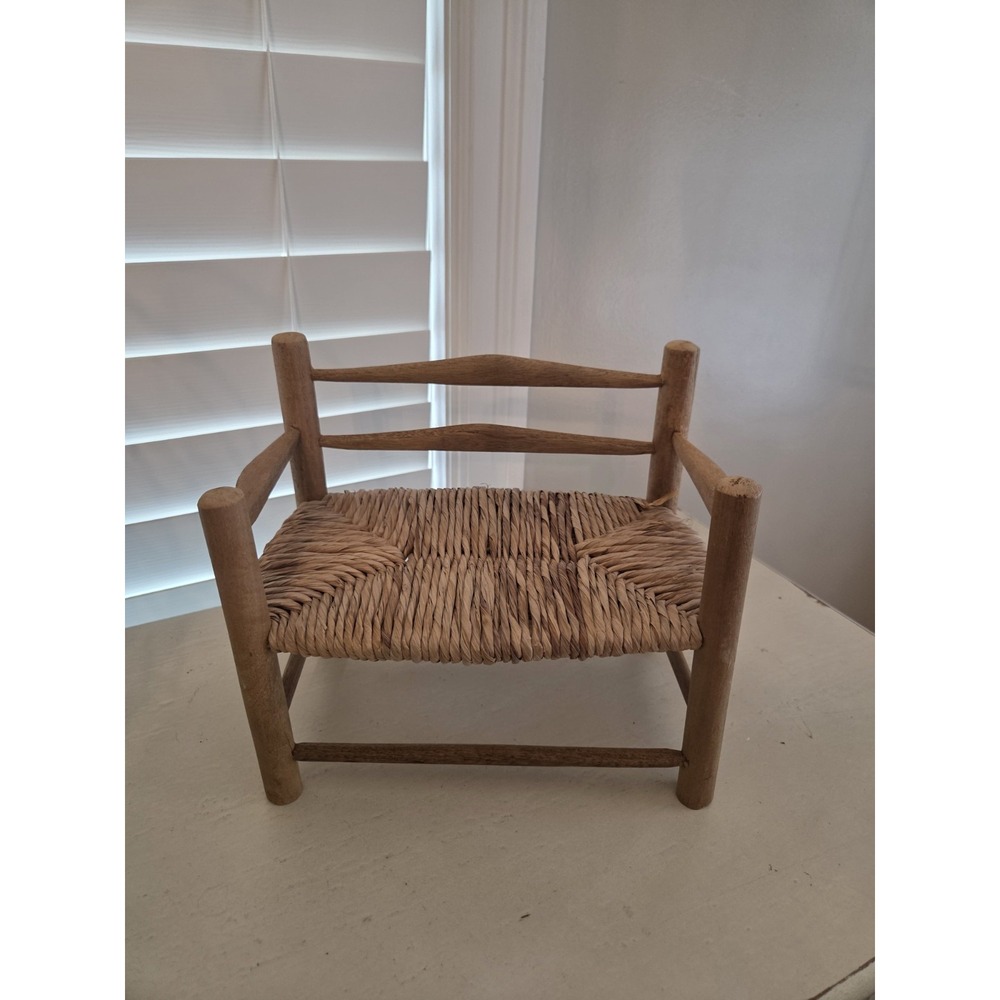 Miniature Wicker Ladderback Bench Dolls 9x7x5 Cottage‎